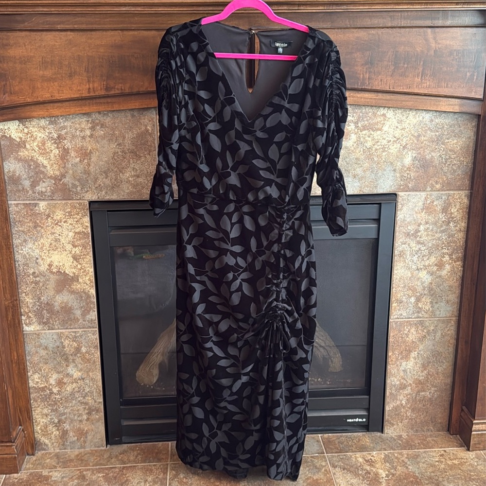 Black Velvet Burnout Midi Sheath Dress size 10 Whimsigoth dark romantic